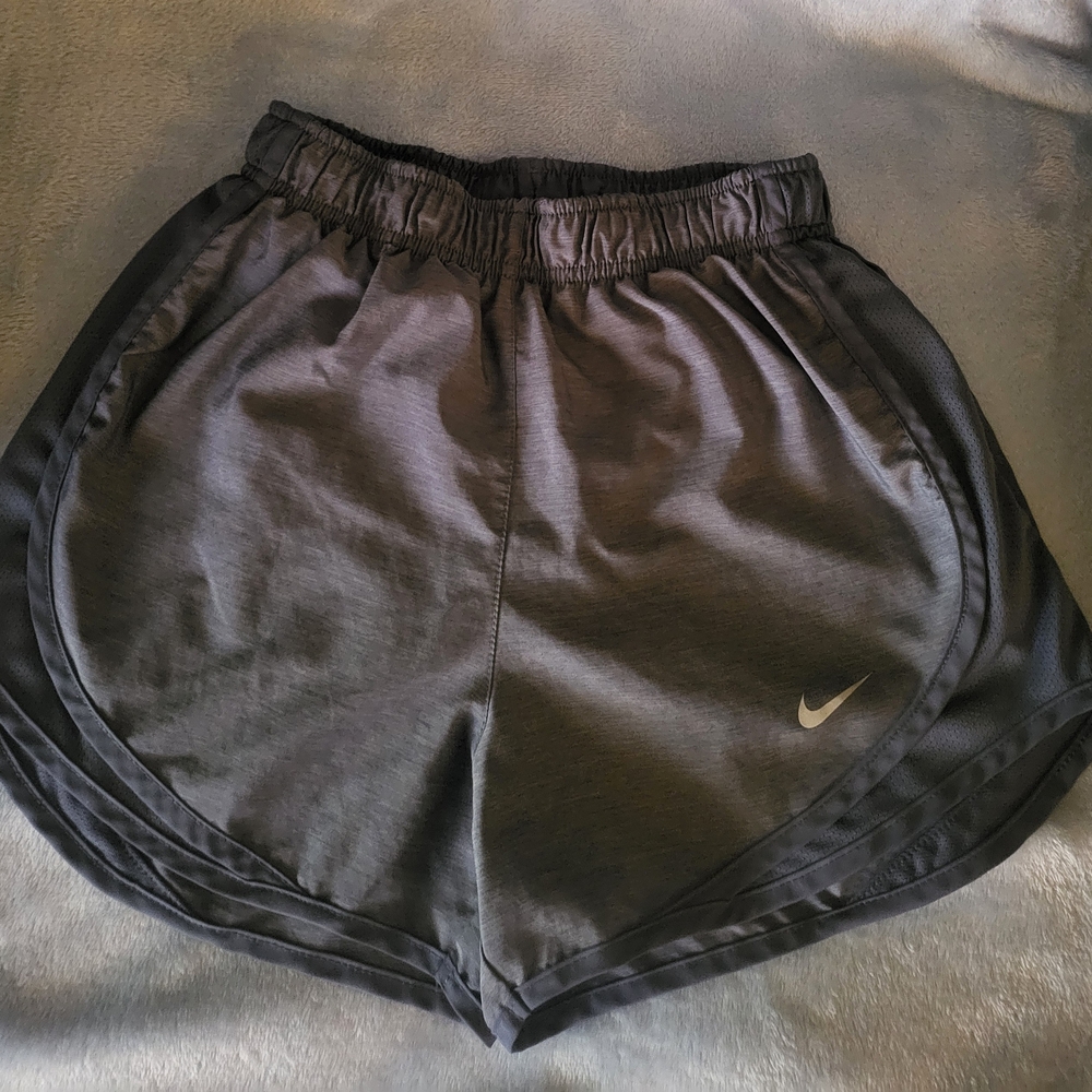 Nike Gray Athletic Shorts Lightweight Elastic Waist